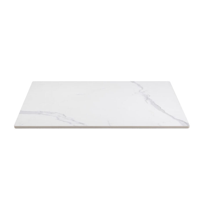 Piano per tavolo in gres porcellanato con effetto Marmo Statuario, che unisce l’estetica classica del marmo bianco a una superficie robusta e di facile manutenzione.