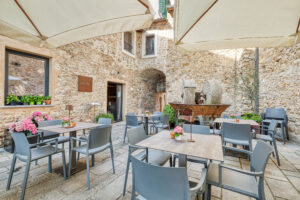 Tavoli e sedie per ristoranti